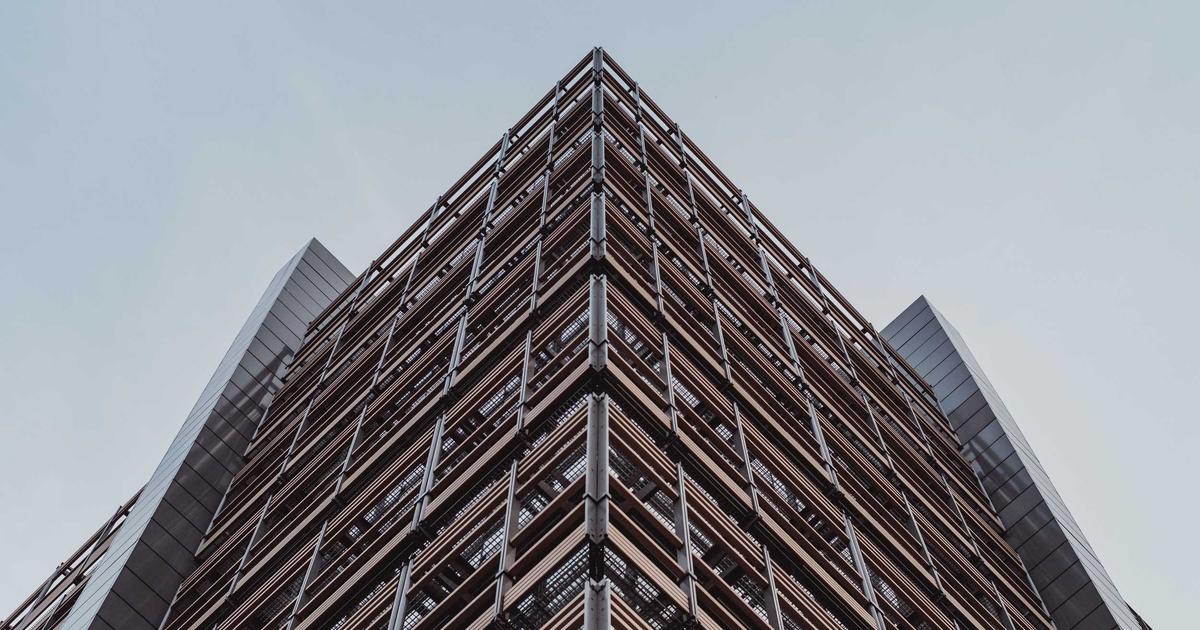 The Ethics of Synthetic Data: How AI Research Is Navigating Privacy and Bias Challenges